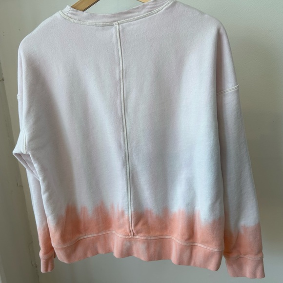 Vineyard Vines tie-dye sweatshirt - Picture 2 of 3